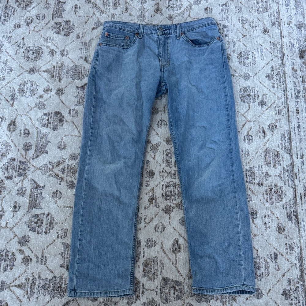 Levi's Straight Fit Men's Jeans in Light Blue Wash (559)